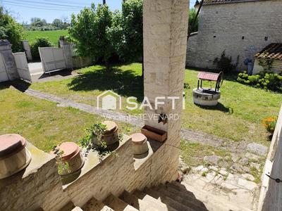 Maison - 220 m² - 11 pièces