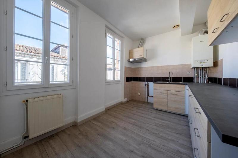 Maison - 333 m² - 15 pièces