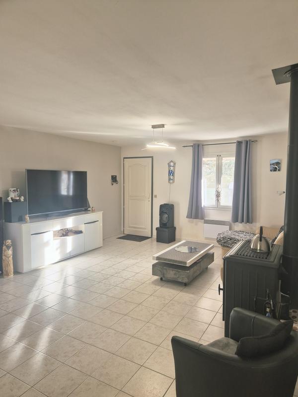 Villa - 90 m² - 4 pièces