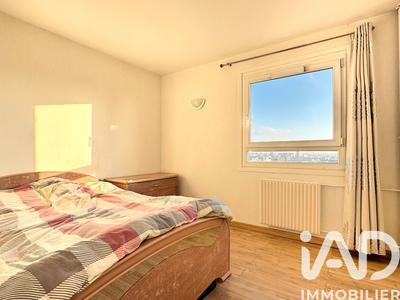 Appartement - 79 m² - 4 pièces