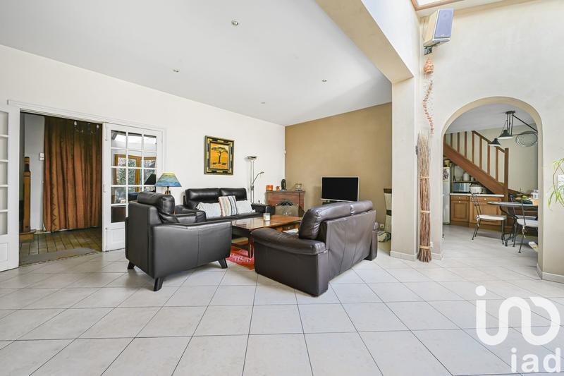 Maison - 170 m² - 7 pièces