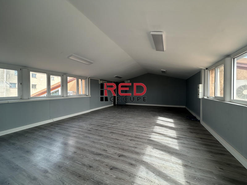 Bureau - 100 m²