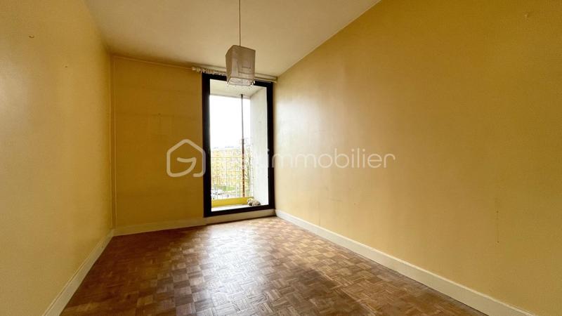 Appartement - 92 m² - 5 pièces