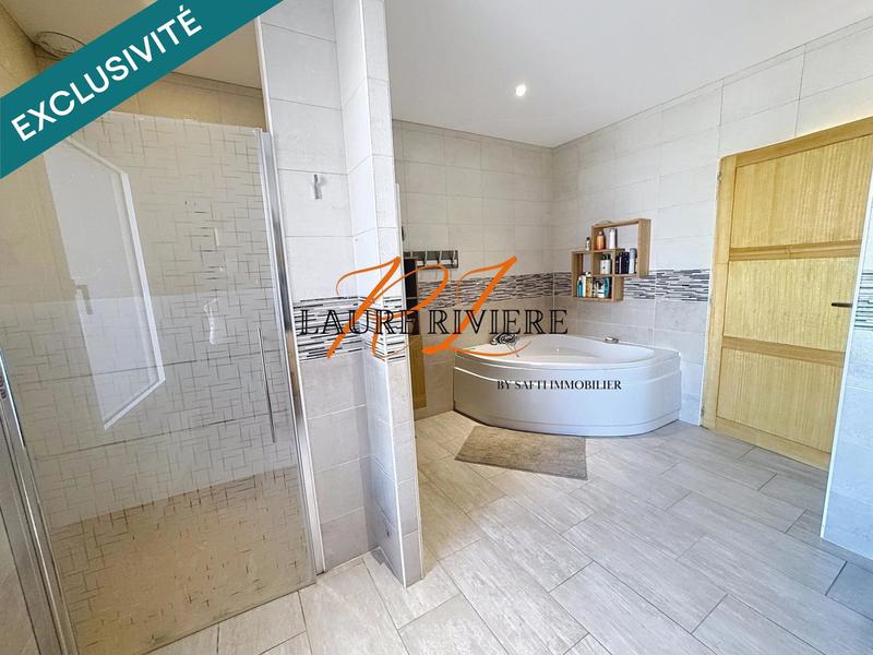 Maison - 315 m² - 8 pièces