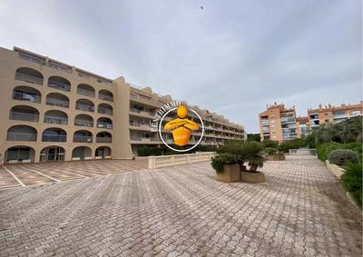 Parking / Garage - 48 m²