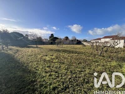 Terrain - 735 m²