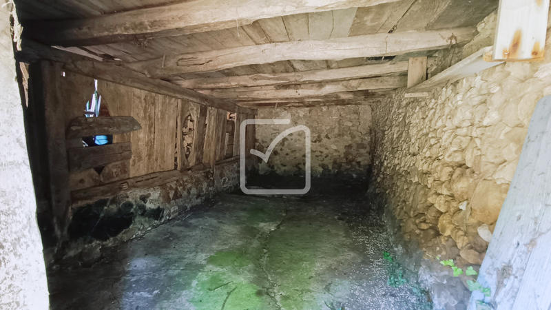 Maison - 205 m² - 7 pièces