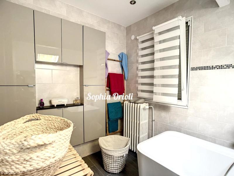 Maison - 125 m² - 5 pièces