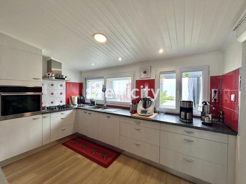 Maison - 101 m² - 4 pièces