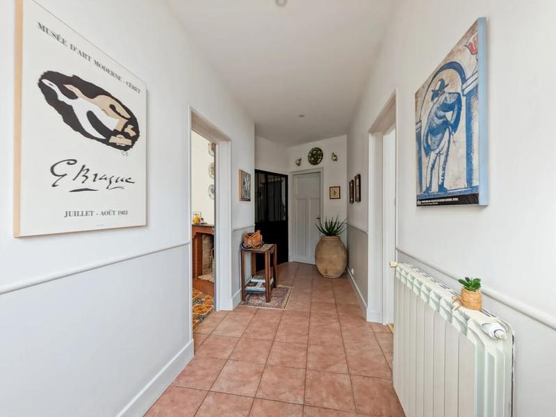 Maison - 193 m² - 10 pièces