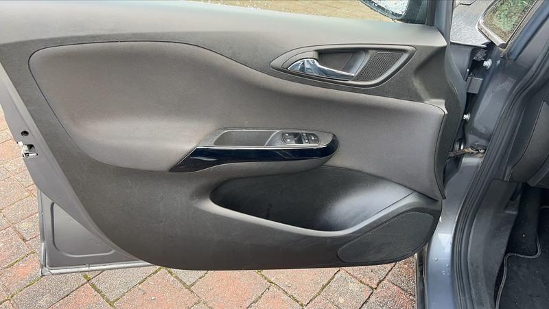 Opel Corsa 1.4 90 Edition