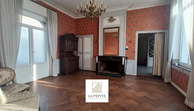 Maison - 174 m² - 5 pièces