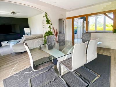 Maison - 176 m² - 6 pièces