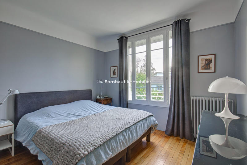 Maison - 181 m² - 7 pièces
