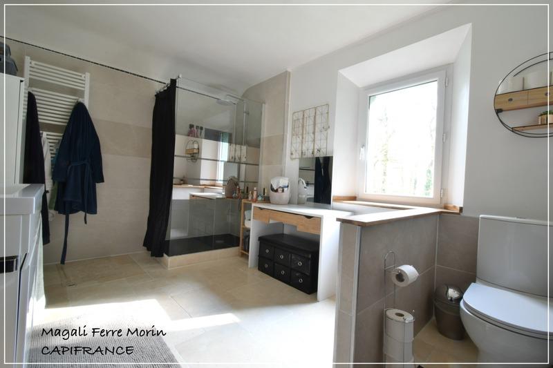 Maison - 185 m² - 6 pièces