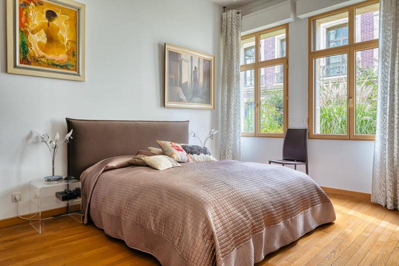 Appartement ancien - 100 m² - 3 pièces