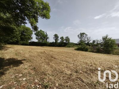 Terrain - 1 067 m²