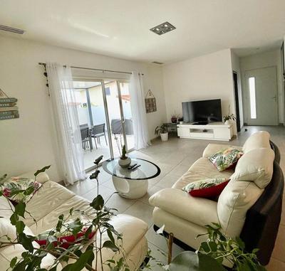 Maison - 103 m² - 4 pièces