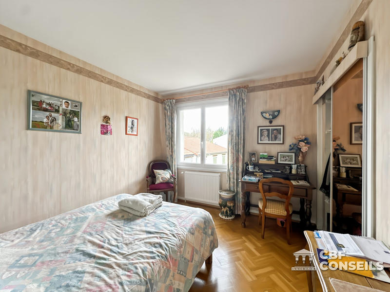 Maison - 200 m² - 6 pièces