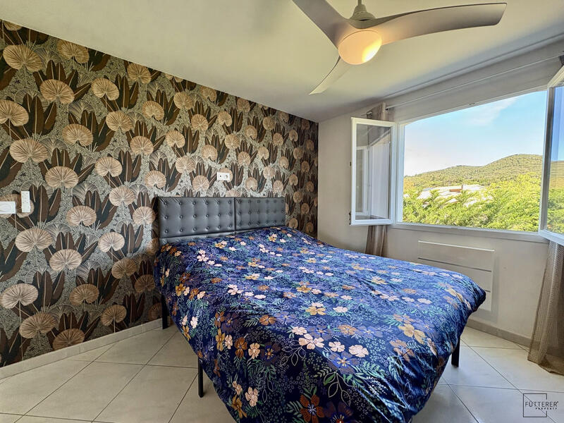 Maison traditionnelle - 143 m² - 7 pièces