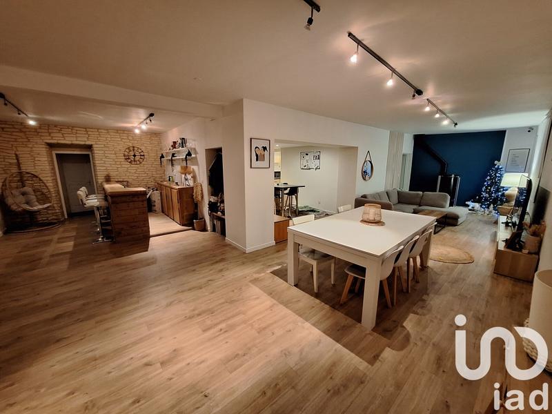 Maison - 183 m² - 8 pièces