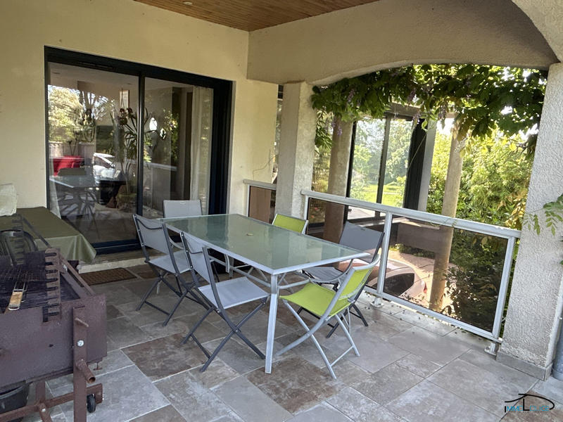 Maison traditionnelle - 172 m² - 6 pièces