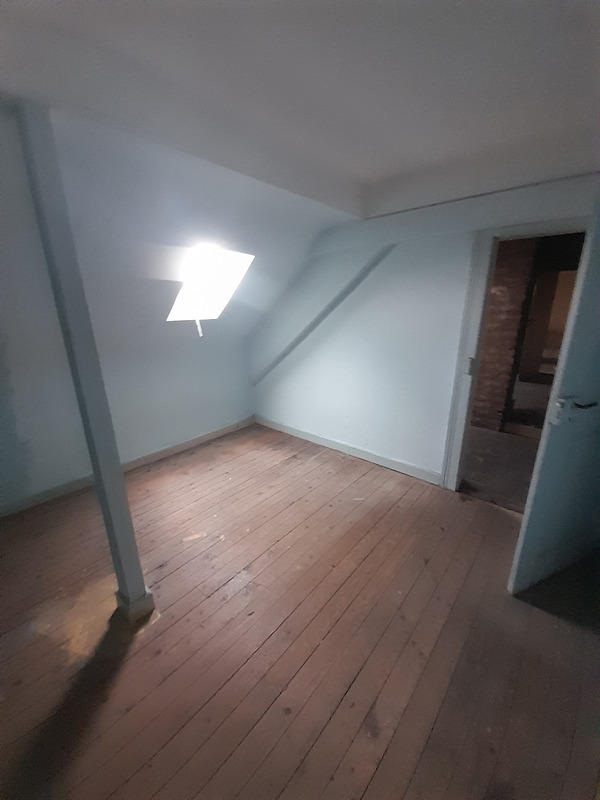 Appartement ancien - 95 m² - 4 pièces