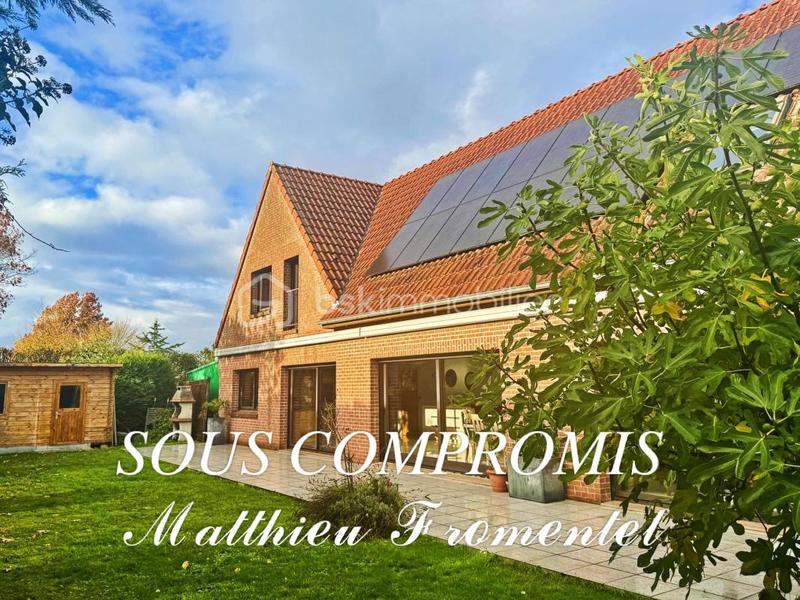 Maison - 320 m² - 7 pièces