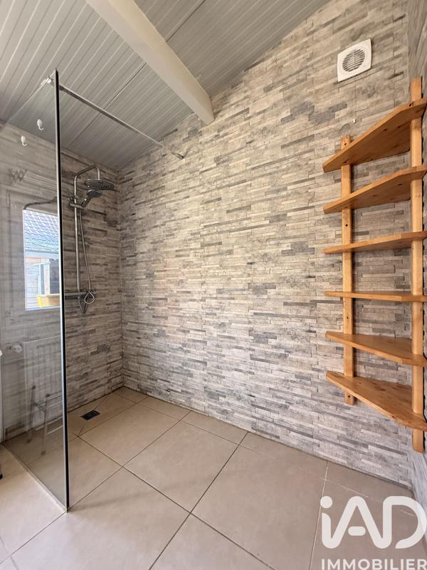 Maison - 237 m² - 7 pièces