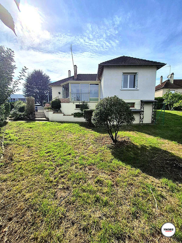 Maison - 121 m² - 6 pièces