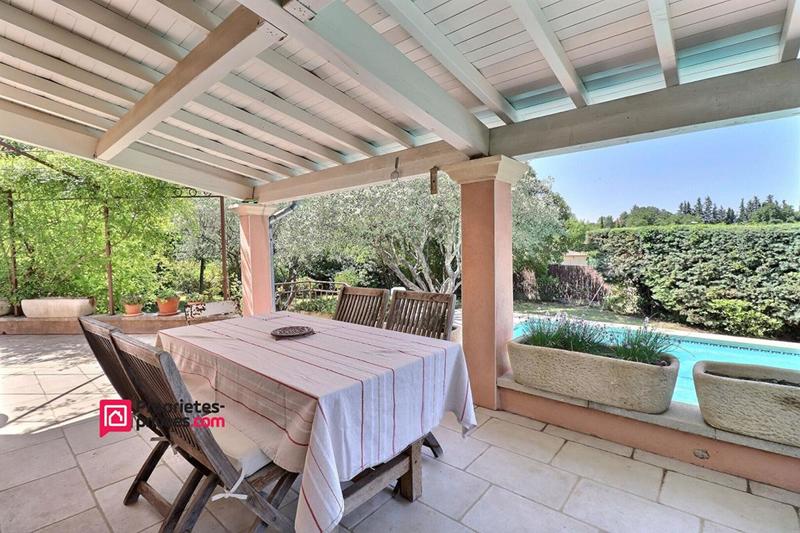 Villa - 160 m² - 6 pièces