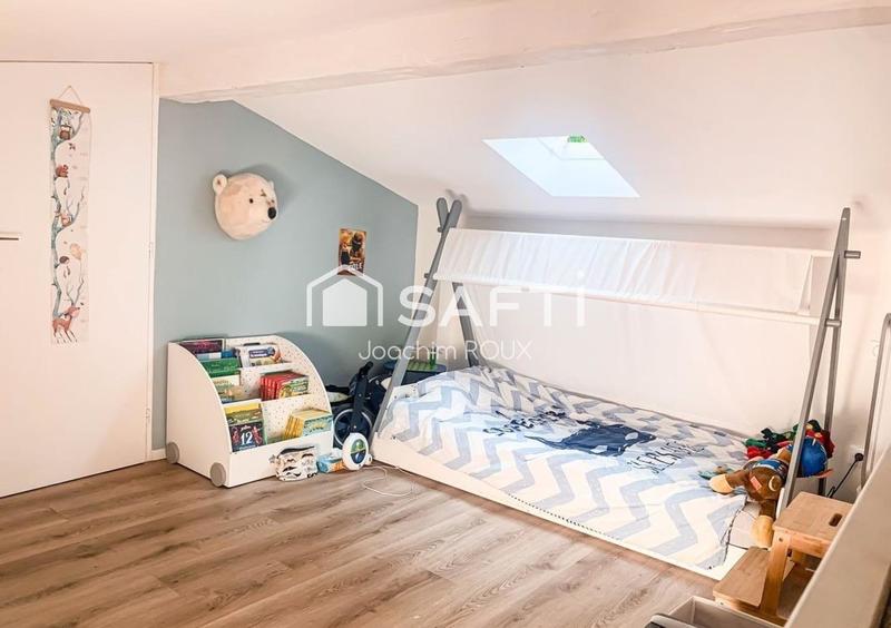 Maison - 113 m² - 5 pièces