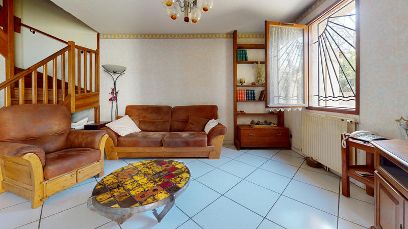 Maison - 91 m² - 5 pièces