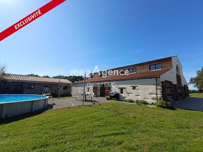 Grange - 360 m² - 10 pièces