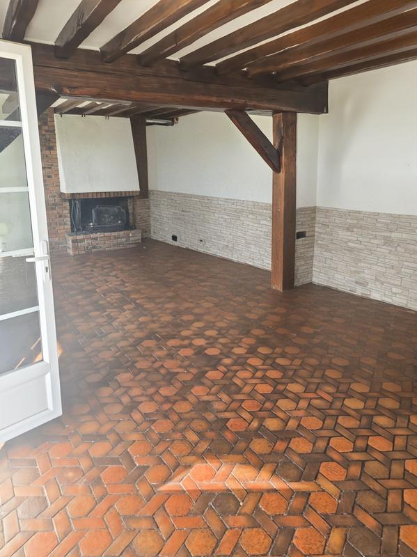 Maison - 240 m² - 7 pièces