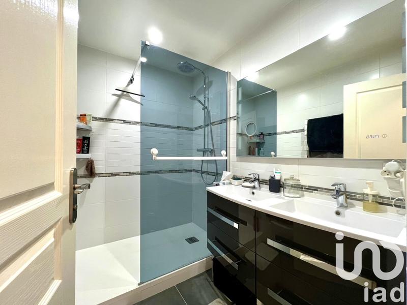 Appartement - 77 m² - 3 pièces