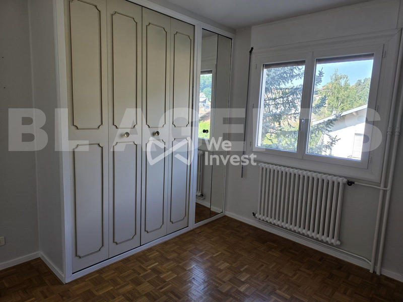 Appartement - 96 m² - 5 pièces