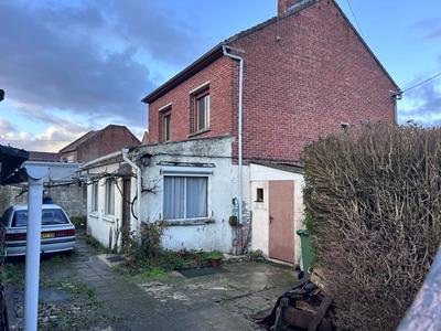 Maison - 96 m² - 5 pièces