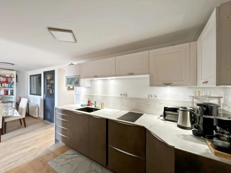 Duplex - 260 m² - 10 pièces