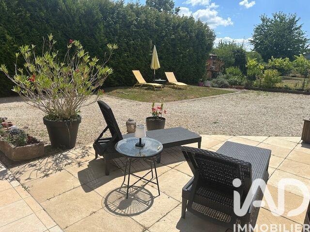 Maison - 140 m² - 5 pièces