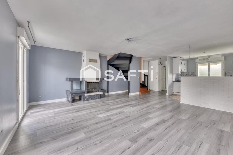 Maison - 94 m² - 4 pièces