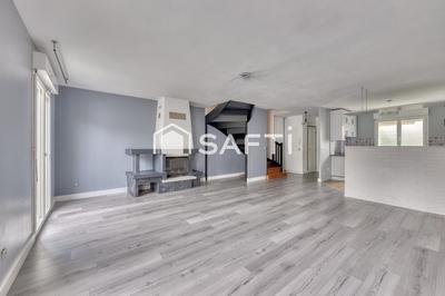 Maison - 94 m² - 4 pièces