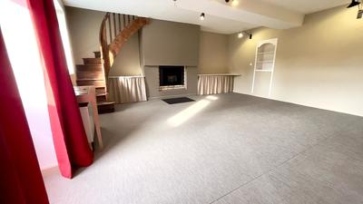 Maison de ville - 253 m² - 6 pièces