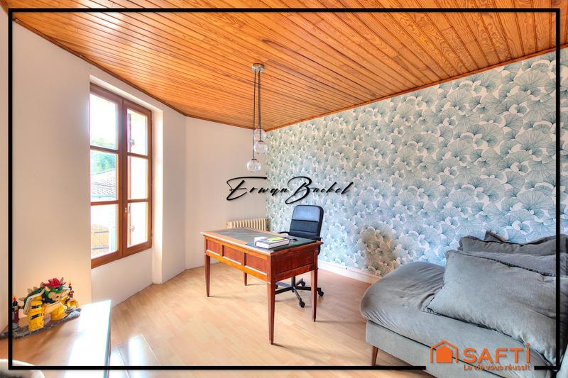 Maison - 180 m² - 6 pièces