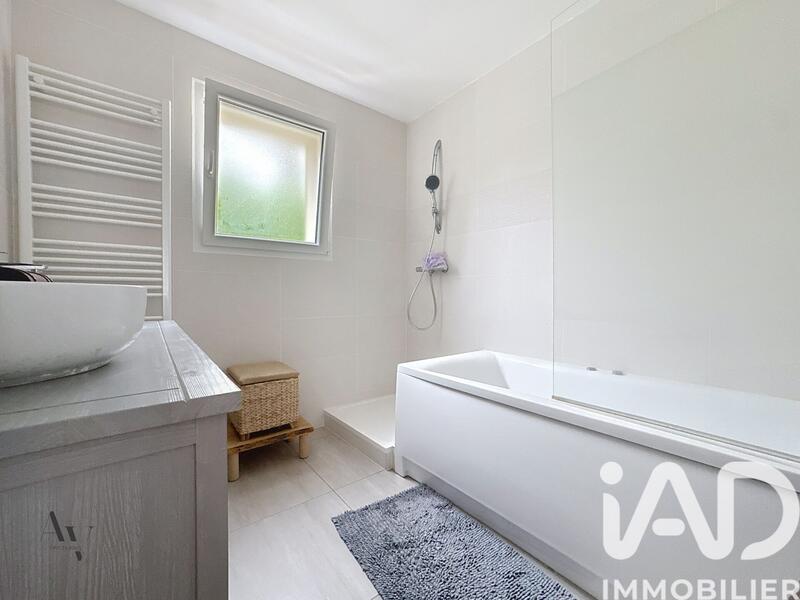 Maison - 160 m² - 5 pièces