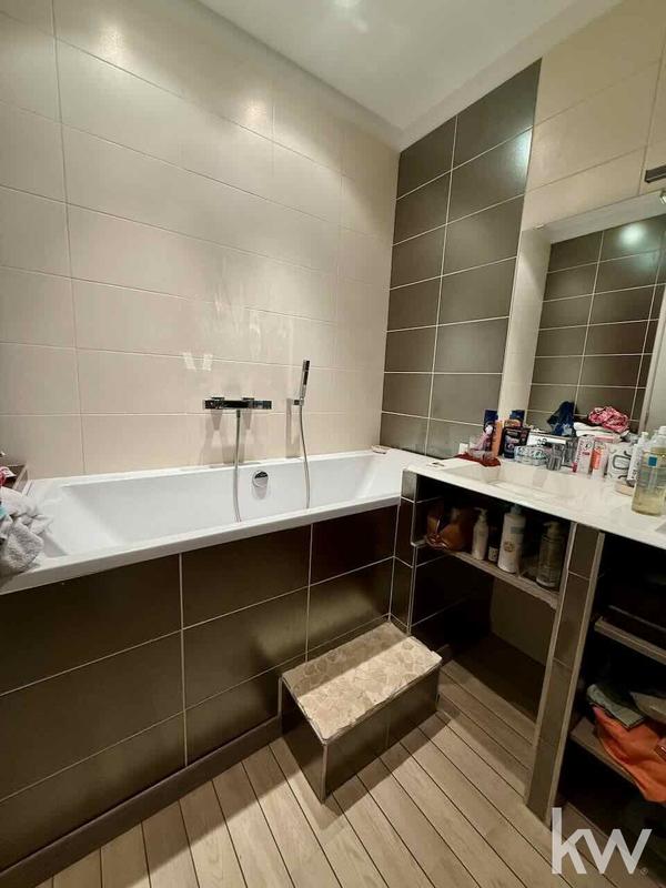 Appartement - 106 m² - 4 pièces