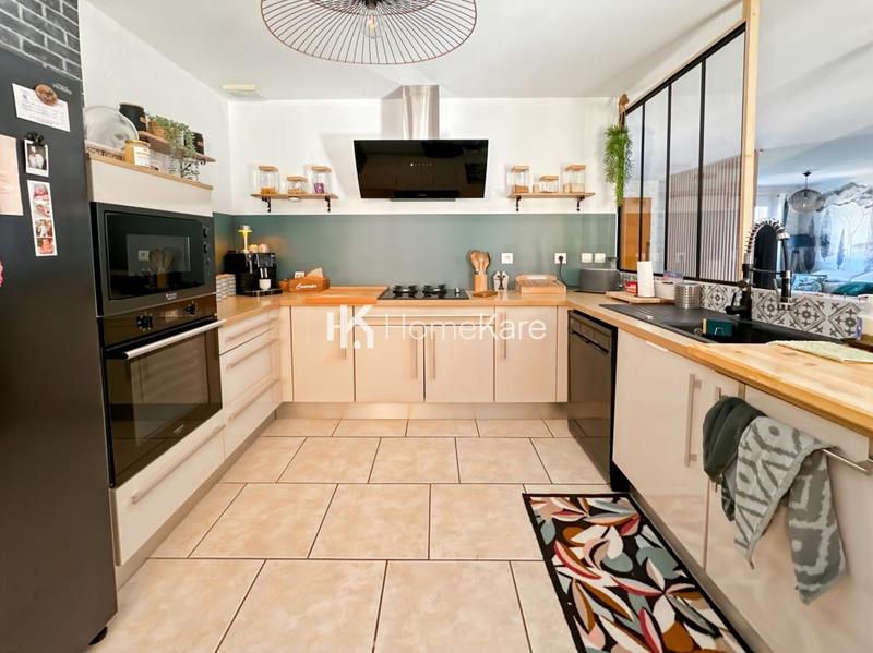 Maison - 105 m² - 4 pièces