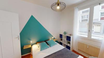 Chambre - 10 m² - 4 pièces