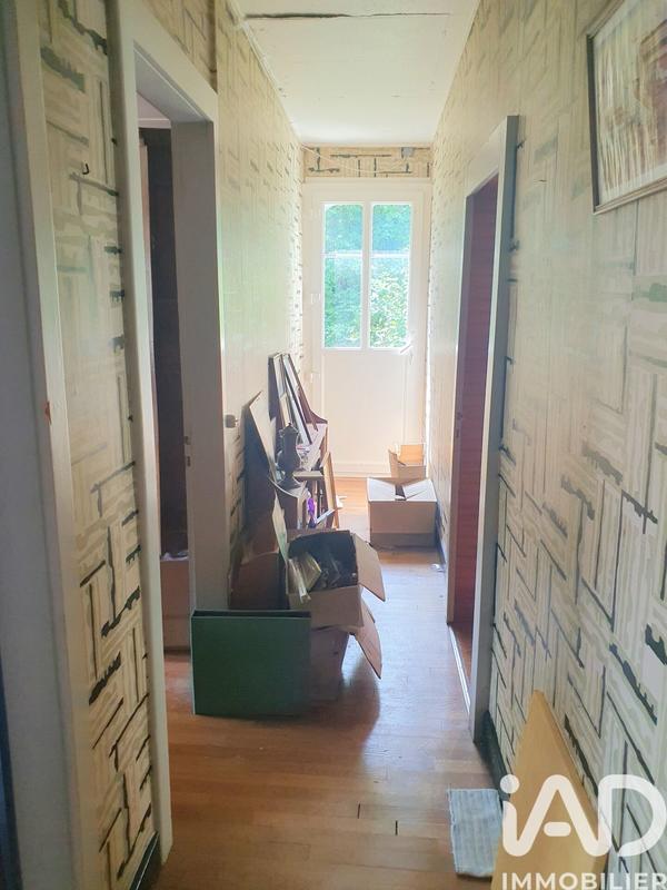 Maison - 210 m² - 7 pièces