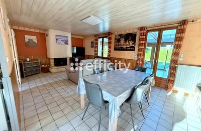 Pavillon - 140 m² - 5 pièces